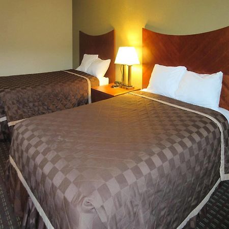 Dakota Pines Inn Rapid City Kültér fotó